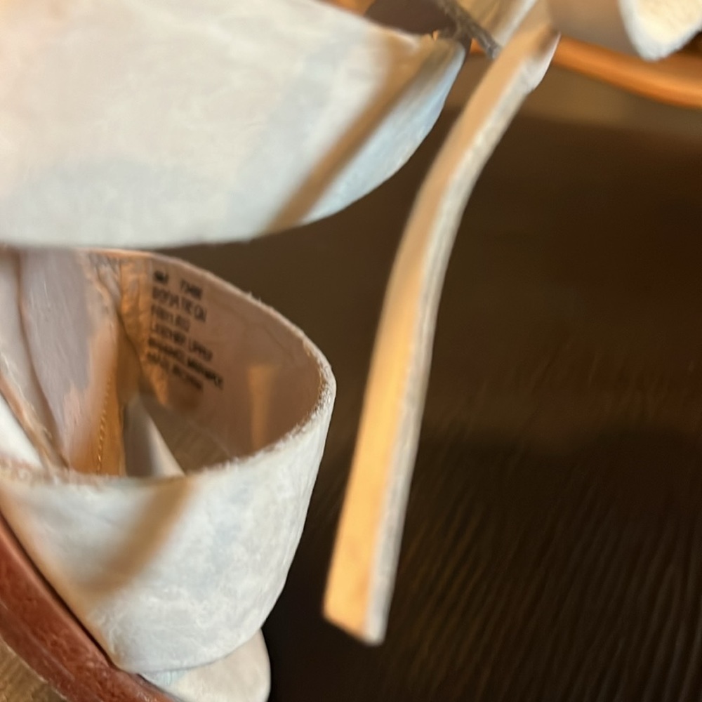 SALE! Frye Cream Ivory women's 9 Sophia Tie-On Leather Upper Leather Block 4" H - Picture 12 of 12
